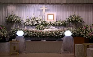 通夜・告別式の一般的なお葬式・家族葬・密葬・一般葬イメージ