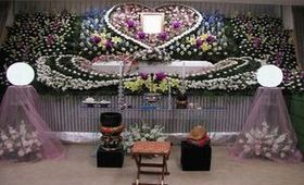 通夜・告別式等、式典（セレモニー）のあるお葬式・花祭壇写真