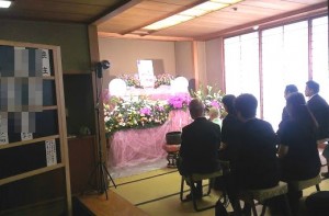久保山霊堂・一日葬・通夜・告別式のあるお葬式での写真・家族葬・密葬・一般葬イメージ